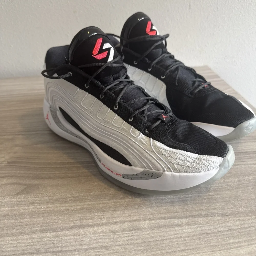 Jordan Luka 4 White Cement HF0823-101 Men's Basketball Shoes White Black Sz 11.5